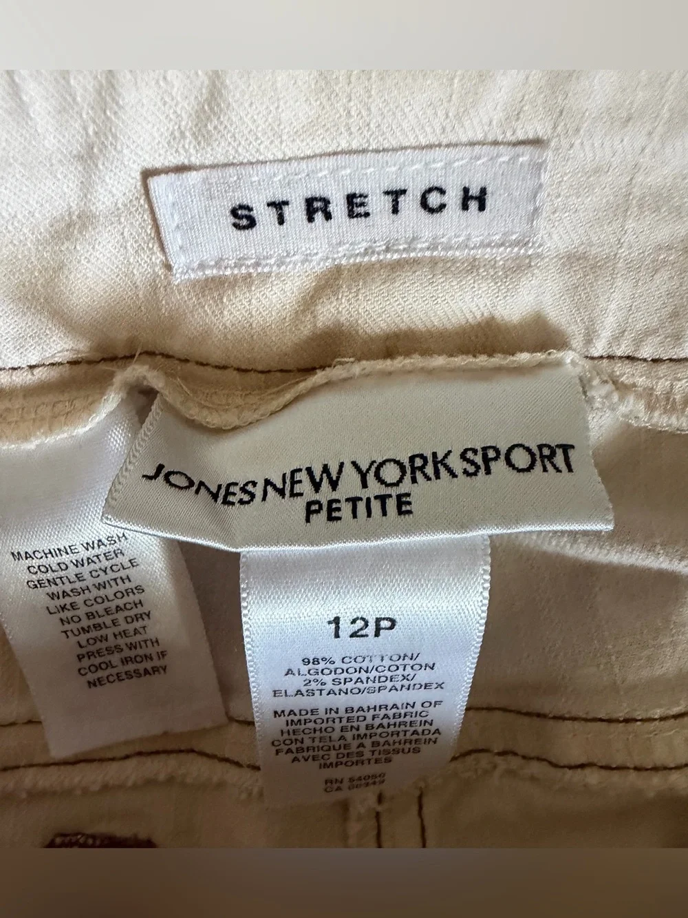 Jones New York casual roll